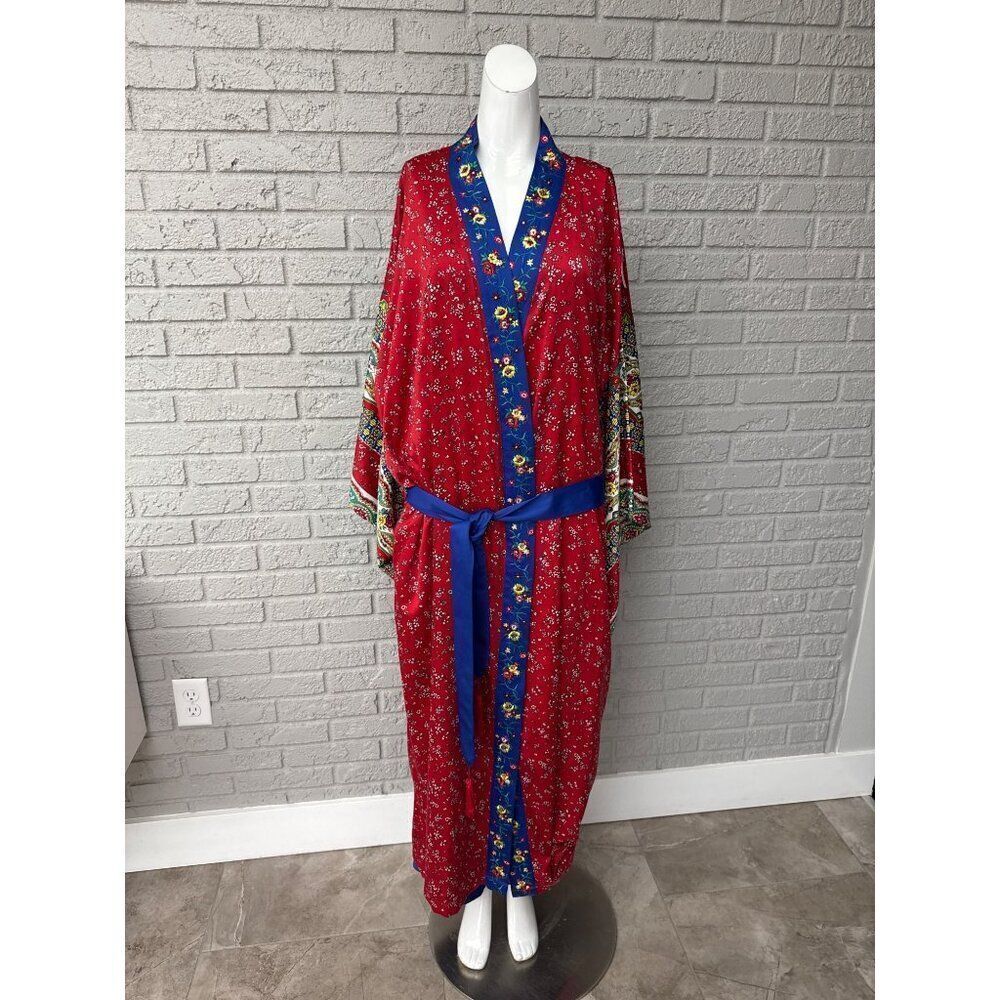 Cabernet Women Satin Embroidered Beaded Kimono Lounge Set Size L